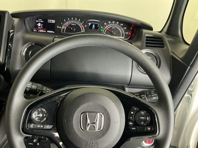 N-BOXカスタム L ドラレコ ナビ Rカメラ ブルートゥース 両席電動スライドドア Pソナー サイドエアバッグ Aストップ シートヒータ ベンチシート 点検記録簿 キーフリーシステム LEDライト リアカメ AC ETC(26枚目)