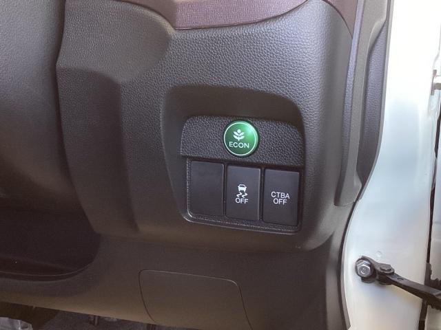 N-ONE プレミアム スマートキー HIDヘッドライト 運転席エアバック 横滑防止 イモビライザー 助手席エアバック パワーステ フルオートエアコン スマ-トキ- キーレス サイドエアバック ABS アイドリング ベンチ席(14枚目)