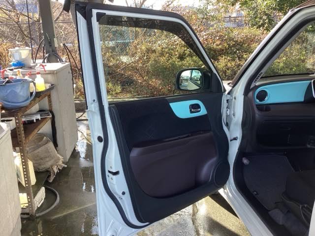 N-ONE プレミアム スマートキー HIDヘッドライト 運転席エアバック 横滑防止 イモビライザー 助手席エアバック パワーステ フルオートエアコン スマ-トキ- キーレス サイドエアバック ABS アイドリング ベンチ席(35枚目)