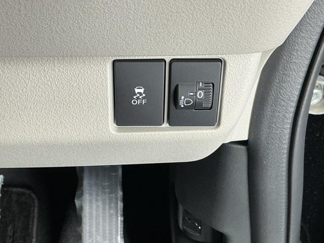 Ｎ－ＢＯＸ ベースグレード　ドラレコ　ナビ　Ｒカメラ　ブルートゥース　衝突軽減システム　スマートキ－　カーテンエアバック　イモビライザー　ＥＣＯモード　横滑り防止　オートクルーズ　ＬＥＤヘッドライト　キーフリー　地デジ　ＡＢＳ（29枚目）