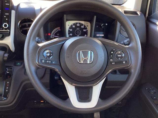 ��ɂȂ��ފ��o�̃X�e�A�����O�ł��B�����S�n�A�f�U�C�����A���쐫�ɂ���������A�C�e���ł��B