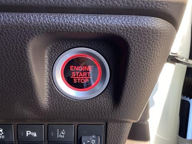 �Ԃ��ۂ��{�^���������āA�G���W���X�^�[�g���\�ȃv�b�V���G���W���X�^�[�g�V�X�e���ł��I��x��������炱�̑������K���i�ɂȂ��Ă��܂��܂��B