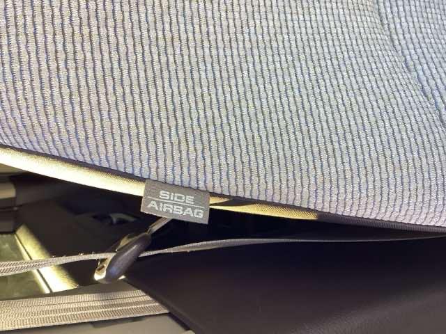 �y�T�C�h�G�A�o�b�N�z���ʂ���̏Փ˂ɂ�������G�A�o�b�O�𑕔��B���S�������܂�܂��B