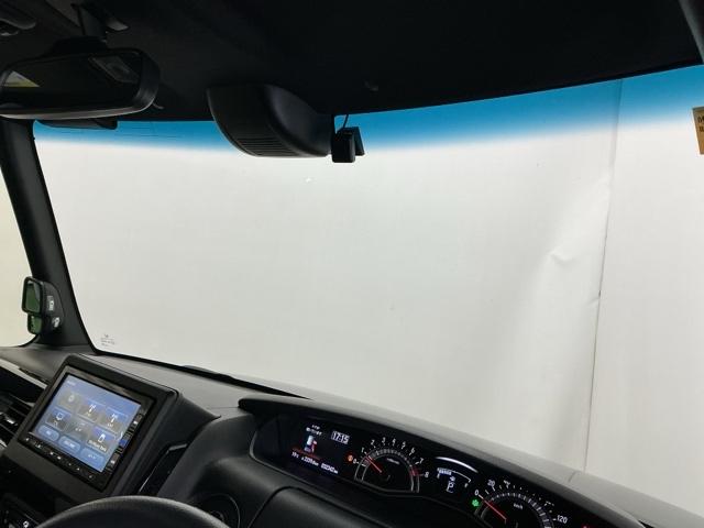 Ｎ－ＢＯＸカスタム Ｌ　ドラレコ　ナビ　Ｒカメラ　ブルートゥース　両席電動スライドドア　Ｐソナー　サイドエアバッグ　Ａストップ　シートヒータ　ベンチシート　点検記録簿　キーフリーシステム　ＬＥＤライト　リアカメ　ＡＣ　ＥＴＣ（31枚目）