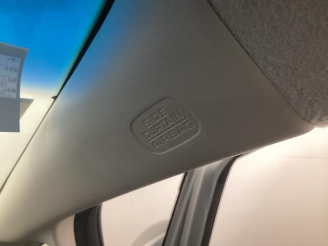 フィット １３Ｇ・Ｌパッケージ　メモリーナビ　リアカメラ　ＥＴＣ　軽減ブレーキ　Ｂカメ　Ｓキー　フルセグ　フルオートエアコン　ナビＴＶ　リモコンキー　サイドＳＲＳ　横滑り防止機能　エアバック　アイスト　パワーウィンド　Ｗエアバッグ（19枚目）