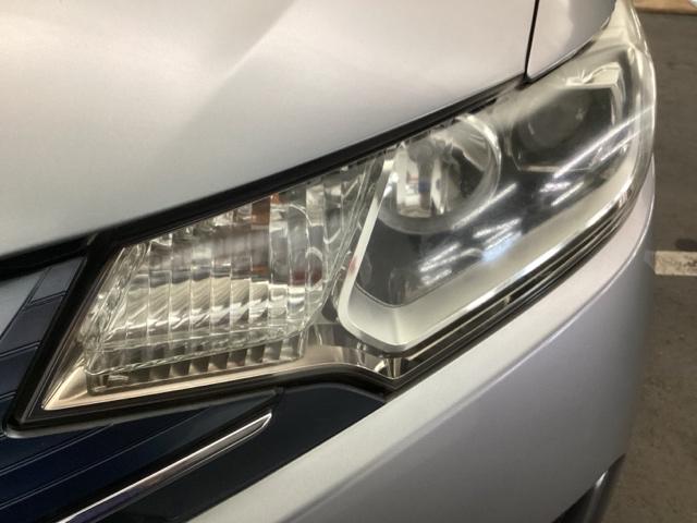 フィット １３Ｇ・Ｌパッケージ　メモリーナビ　リアカメラ　ＥＴＣ　軽減ブレーキ　Ｂカメ　Ｓキー　フルセグ　フルオートエアコン　ナビＴＶ　リモコンキー　サイドＳＲＳ　横滑り防止機能　エアバック　アイスト　パワーウィンド　Ｗエアバッグ（25枚目）