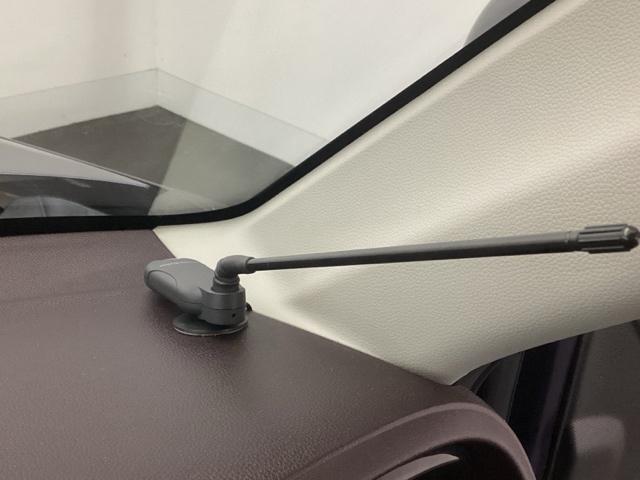 Ｎ－ＯＮＥ プレミアムツアラー　メモリーナビ　リアカメラ　ＥＴＣ　Ｒカメ　ベンチＳ　アイドリング　Ｗエアバック　スマ－トキ－　ＡＡＣ　キーレス　ワンセグ　ターボ　ナビＴＶ　エアバック　パワステ　ＡＢＳ　パワーウィンドウ　ＤＶＤ再生可（22枚目）