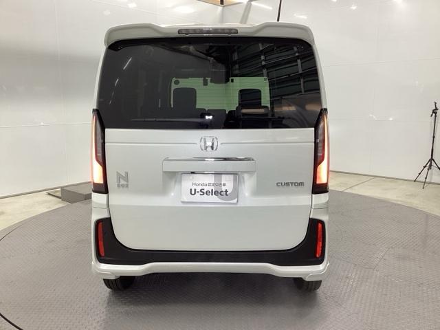 N-BOXカスタム ベースグレード HondaCONNECT対応純正メモリーナビ ドラレコ USB接続 CMBS Dレコ ベンチシート オートエアコン スマートキ LED 盗難防止装置 クルコン ETC バックカメラ フルセグTV(9枚目)