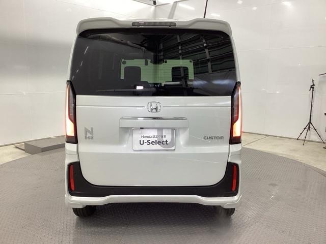 N-BOXカスタム ベースグレード HondaCONNECT対応純正メモリーナビ ドラレコ USB接続 CMBS Dレコ ベンチシート オートエアコン スマートキ LED 盗難防止装置 クルコン ETC バックカメラ フルセグTV(9枚目)