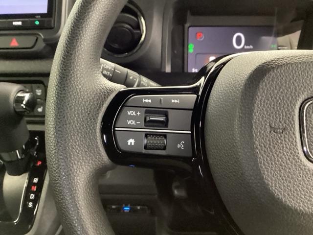 N-BOXカスタム ベースグレード HondaCONNECT対応純正メモリーナビ ドラレコ USB接続 CMBS Dレコ ベンチシート オートエアコン スマートキ LED 盗難防止装置 クルコン ETC バックカメラ フルセグTV(17枚目)