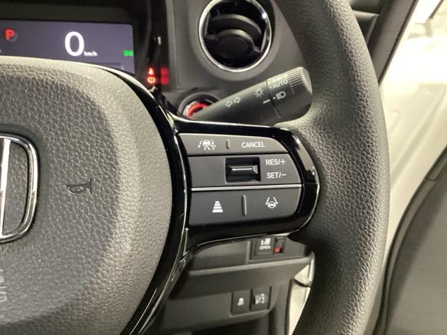 N-BOXカスタム ベースグレード HondaCONNECT対応純正メモリーナビ ドラレコ USB接続 CMBS Dレコ ベンチシート オートエアコン スマートキ LED 盗難防止装置 クルコン ETC バックカメラ フルセグTV(18枚目)