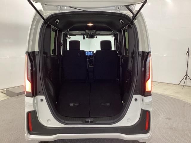 N-BOXカスタム ベースグレード HondaCONNECT対応純正メモリーナビ ドラレコ USB接続 CMBS Dレコ ベンチシート オートエアコン スマートキ LED 盗難防止装置 クルコン ETC バックカメラ フルセグTV(37枚目)