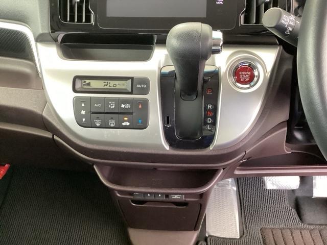 �����X�b�L���A�C���p�l�V�t�g�ł��B�p�[�L���O�u���[�L�̓t�b�g�u���[�L�^�C�v�Ȃ̂ŁA�^�]�ȂƏ���Ȃ̊Ԃ��X�b�L�����Ă��܂��B