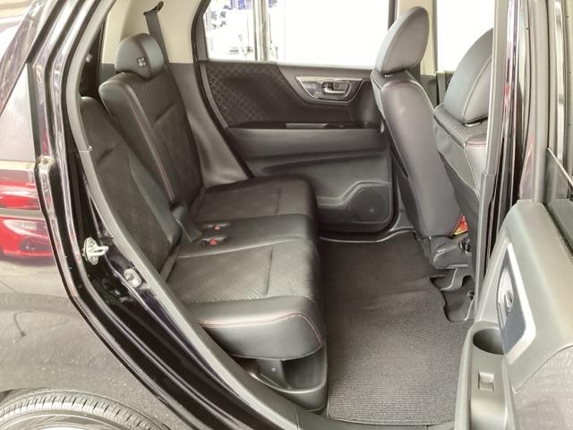 �Ȃ�ƁI��Ȃ��O��ɂQ�O�����X���C�h�ł��܂��B�܂��A��Ȃ̉��ɑ傫�ȃg���C������A�����P��u���C�Ȃǂ���������Ǝ��[�ł��܂��B