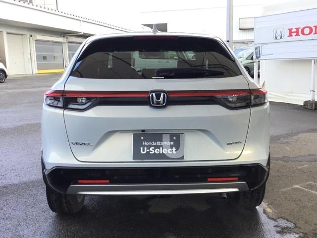 ヴェゼル ｅ：ＨＥＶＺ　クルコン　ＢＳＭ　ＥＴＣ２．０　前後ドラレコ　ステアリングヒーター　衝突回避支援ブレーキ機能　スマキ　Ｐトランク　フルオートエアコン　Ｄレコ　エアバッグ　両席エアバック　Ｒカメ　パワーウィンドウ（8枚目）