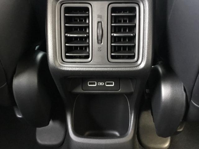 ヴェゼル ｅ：ＨＥＶＺ　クルコン　ＢＳＭ　ＥＴＣ２．０　前後ドラレコ　ステアリングヒーター　衝突回避支援ブレーキ機能　スマキ　Ｐトランク　フルオートエアコン　Ｄレコ　エアバッグ　両席エアバック　Ｒカメ　パワーウィンドウ（16枚目）