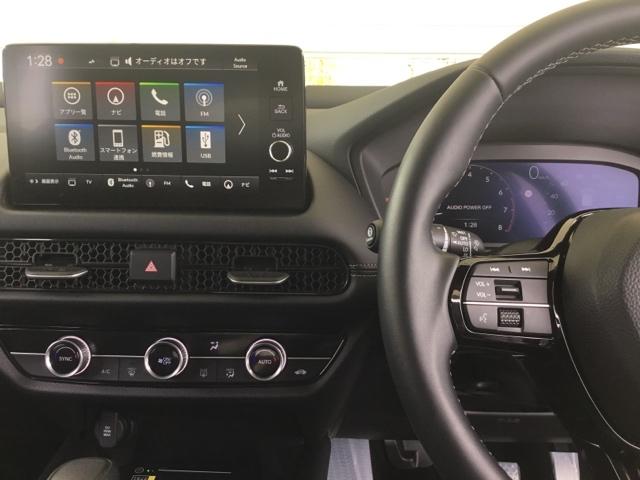ＺＲ－Ｖ Ｘ　デモカー　全周囲カメラ　ＥＴＣ２．０　前後ドラレコ　クリアランスソナー　地デジ　Ｂカメ　オートクルーズコントロール　ＥＳＣ　サイドカーテンエアバック　エアコン　盗難防止装置　アイドリングストップ（3枚目）