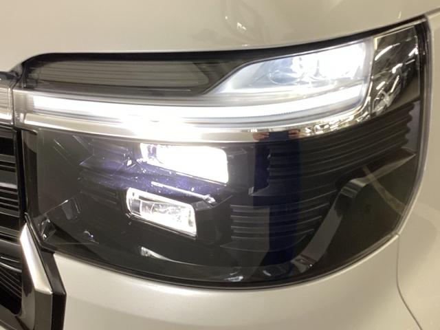 N-BOXカスタム ベースグレード メモリーナビ リアカメラ ドラレコ USB接続 CMBS Dレコ 禁煙 ベンチシート オートエアコン スマートキ LED 盗難防止装置 クルコン ETC バックカメラ フルセグTV パワーステアリング(25枚目)