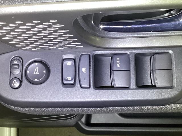 N-BOXカスタム ベースグレード メモリーナビ リアカメラ ドラレコ USB接続 CMBS Dレコ 禁煙 ベンチシート オートエアコン スマートキ LED 盗難防止装置 クルコン ETC バックカメラ フルセグTV パワーステアリング(27枚目)