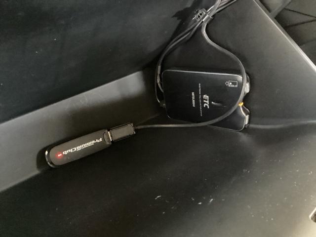 ヴェゼル ハイブリッドＸ・Ｌパッケージ　純正メモリーナビ　衝突低減ブレーキ　ブレーキサポート　ＥＣＯＮ　後カメラ　フルタイム４ＷＤ　ナビＴＶ　盗難防止装置　ＬＥＤ　エアコン　シートヒータ　サイドＳＲＳ　キーレス　ワンセグＴＶ　ＤＶＤ　ＥＴＣ（35枚目）