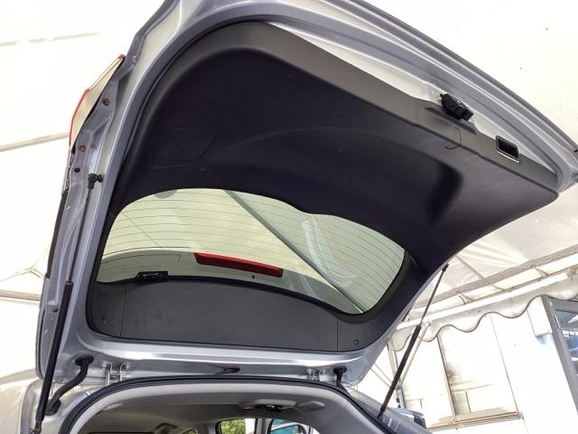 ヴェゼル ハイブリッドＸ・Ｌパッケージ　純正メモリーナビ　衝突低減ブレーキ　ブレーキサポート　ＥＣＯＮ　後カメラ　フルタイム４ＷＤ　ナビＴＶ　盗難防止装置　ＬＥＤ　エアコン　シートヒータ　サイドＳＲＳ　キーレス　ワンセグＴＶ　ＤＶＤ　ＥＴＣ（65枚目）