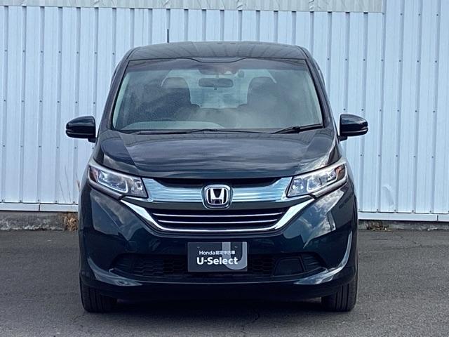 フリードハイブリッド ハイブリッド・Ｇホンダセンシング　ＥＴＣ／純正ナビ／バックモニター／ホンダセンシング　４ＷＤ　Ｒカメ　スマートキーシステム　オートクルーズ　サイドエアバック　ＬＥＤ　ＥＴＣ車載器　キーレス　ＡＢＳ　エアバッグ　ＶＳＡ　オートエアコン（6枚目）