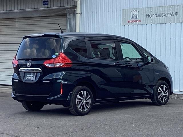 フリードハイブリッド ハイブリッド・Ｇホンダセンシング　ＥＴＣ／純正ナビ／バックモニター／ホンダセンシング　４ＷＤ　Ｒカメ　スマートキーシステム　オートクルーズ　サイドエアバック　ＬＥＤ　ＥＴＣ車載器　キーレス　ＡＢＳ　エアバッグ　ＶＳＡ　オートエアコン（8枚目）