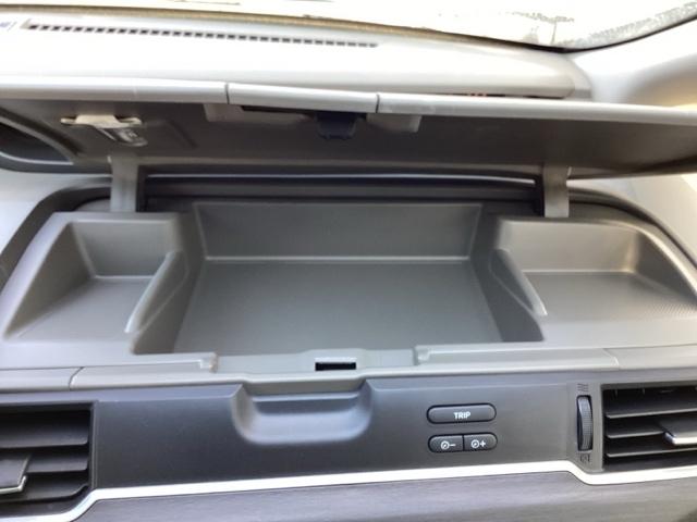 フリードハイブリッド ハイブリッド・Ｇホンダセンシング　ＥＴＣ／純正ナビ／バックモニター／ホンダセンシング　４ＷＤ　Ｒカメ　スマートキーシステム　オートクルーズ　サイドエアバック　ＬＥＤ　ＥＴＣ車載器　キーレス　ＡＢＳ　エアバッグ　ＶＳＡ　オートエアコン（28枚目）