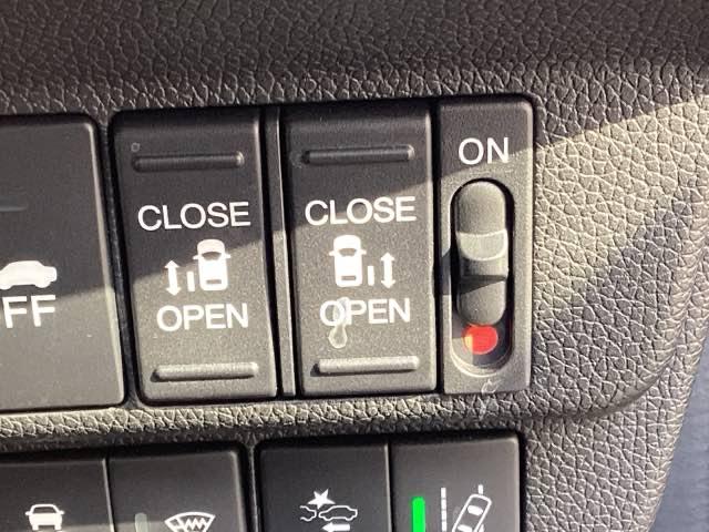 フリードハイブリッド ハイブリッド・Ｇホンダセンシング　ＥＴＣ／純正ナビ／バックモニター／ホンダセンシング　４ＷＤ　Ｒカメ　スマートキーシステム　オートクルーズ　サイドエアバック　ＬＥＤ　ＥＴＣ車載器　キーレス　ＡＢＳ　エアバッグ　ＶＳＡ　オートエアコン（34枚目）