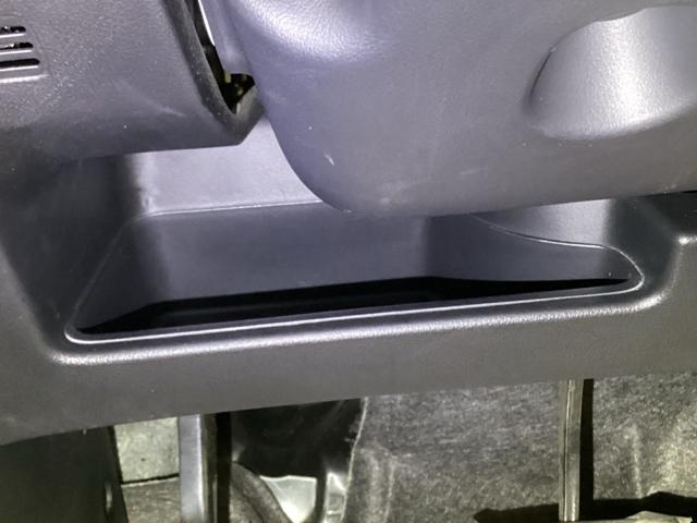 Ｎ－ＢＯＸカスタム Ｇ・Ｌパッケージ　メモリーナビ　ＥＴＣ　両ＰＳドア　両席エアバッグ　Ｉ－ＳＴＯＰ　ＴＶナビ　オ－トエアコン　運転席エアバッグ　横滑防止装置　イモビ　キーフリ　ＤＶＤ再生可能　地デジ　スマートキ－　パワステ　ＡＢＳ（33枚目）