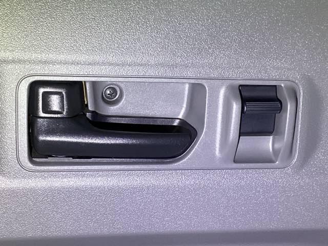 �������́A�g�����������i��T�[�r�X��ʂ��A�����p�����������̈ړ�����X�̕�炵�ɂ����āA�����K�ň��S�ł��郂�r���e�B���C�t���T�|�[�g���邱�Ƃŋ�B�̊F�l�Ɉ�������Ƃ�ڎw���Ă��܂��B