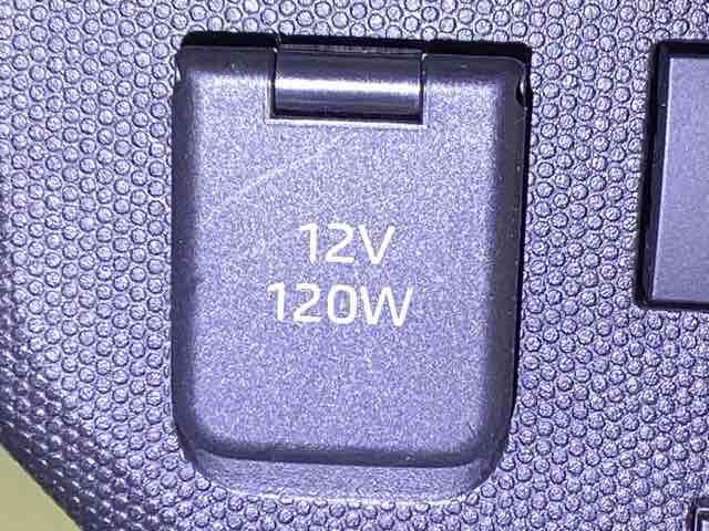 �ԓ��ŕ֗��ȓd�������B�y�A�N�Z�T���[�\�P�b�g�z�ŁA�X�}�[�g�ɏ[�d�I