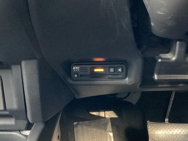 フィット １３Ｇ・Ｆコンフォートエディション　フルオート・エアーコンディショナー（プラズマクラスター技術搭載）　オートクルーズ　バックモニター　ＬＥＤヘッドランプ　ＥＴＣ車載器　パワーウィンドウ　記録簿　オートエアコン　ドラレコ　横滑防止装置（14枚目）