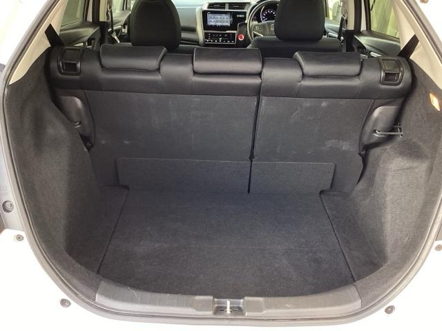 フィット １３Ｇ・Ｆコンフォートエディション　フルオート・エアーコンディショナー（プラズマクラスター技術搭載）　オートクルーズ　バックモニター　ＬＥＤヘッドランプ　ＥＴＣ車載器　パワーウィンドウ　記録簿　オートエアコン　ドラレコ　横滑防止装置（38枚目）