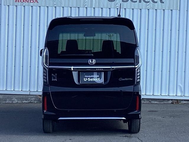 N-BOXカスタム G・Lターボホンダセンシング プラズマクラスター技術搭載フルオート・エアコンディショナー ターボ付 横滑り防止機能 ETC搭載 Sヒーター LEDヘットライト ABS 地デジ DVD視聴可能 セキュリティアラーム ナビTV付 PS(9枚目)