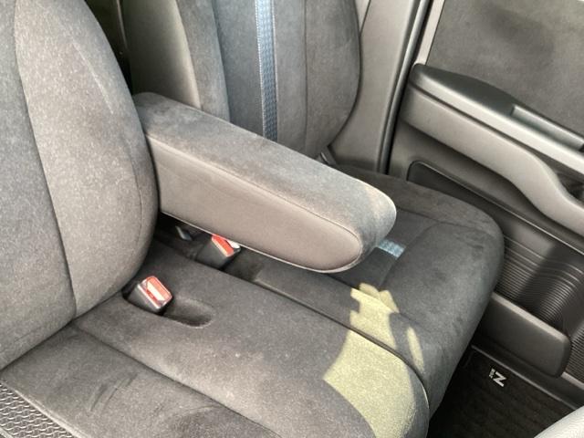 N-BOXカスタム G・Lターボホンダセンシング プラズマクラスター技術搭載フルオート・エアコンディショナー ターボ付 横滑り防止機能 ETC搭載 Sヒーター LEDヘットライト ABS 地デジ DVD視聴可能 セキュリティアラーム ナビTV付 PS(36枚目)