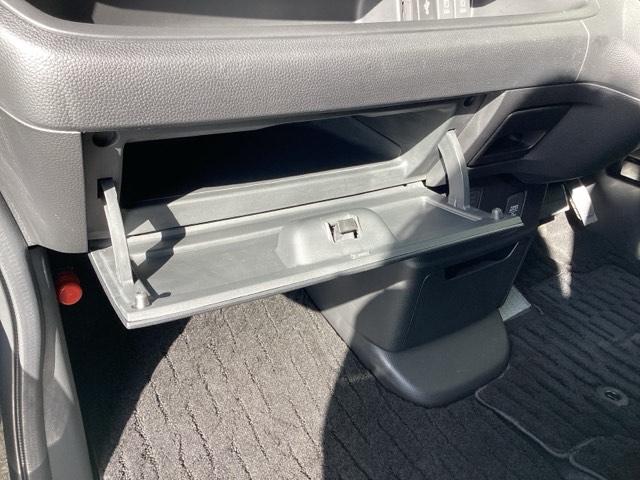 N-BOXカスタム G・Lターボホンダセンシング プラズマクラスター技術搭載フルオート・エアコンディショナー ターボ付 横滑り防止機能 ETC搭載 Sヒーター LEDヘットライト ABS 地デジ DVD視聴可能 セキュリティアラーム ナビTV付 PS(50枚目)