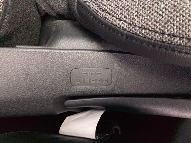 フリード ｅ：ＨＥＶエアーＥＸ　ＥＴＣ／純正ナビ／バックモニター／ホンダセンシング／全周囲カメラ　セキュリティアラーム　両側電動パワースライドドア　横滑り防止　エアコン　ＤＶＤ再生可　クルコン　誤発進抑制機能　ナビ＆ＴＶ　三列シート（34枚目）