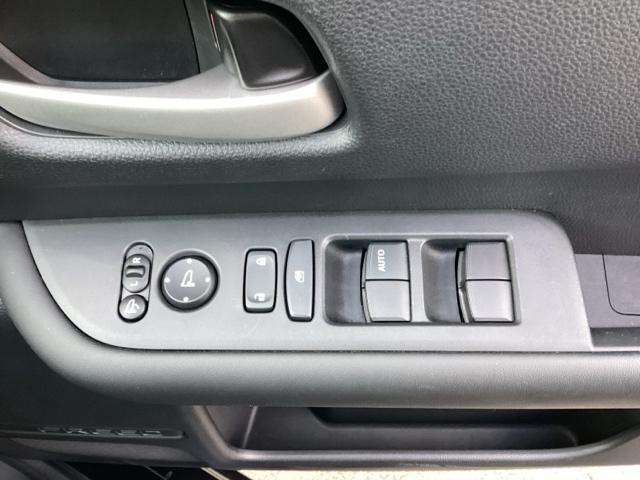 フリード ｅ：ＨＥＶエアーＥＸ　ＥＴＣ／純正ナビ／バックモニター／ホンダセンシング／全周囲カメラ　セキュリティアラーム　両側電動パワースライドドア　横滑り防止　エアコン　ＤＶＤ再生可　クルコン　誤発進抑制機能　ナビ＆ＴＶ　三列シート（37枚目）