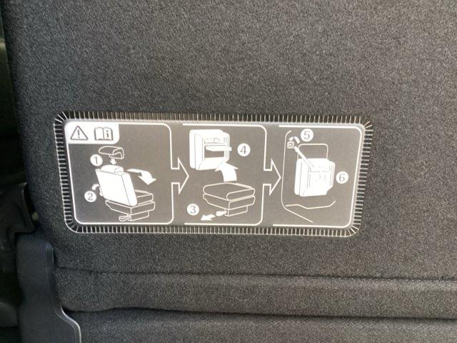 フリード ｅ：ＨＥＶエアーＥＸ　ＥＴＣ／純正ナビ／バックモニター／ホンダセンシング／全周囲カメラ　セキュリティアラーム　両側電動パワースライドドア　横滑り防止　エアコン　ＤＶＤ再生可　クルコン　誤発進抑制機能　ナビ＆ＴＶ　三列シート（43枚目）