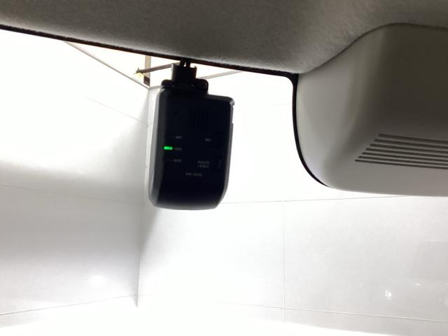 N-BOX ベースグレード HondaCONNECT対応純正メモリーナビ ドラレコ アイスト セキュリティアラーム 両側スライド 地デジTV 誤発信抑制機能 キーレスエントリー 前席シートヒーター USBポート バックカメラ付(12枚目)