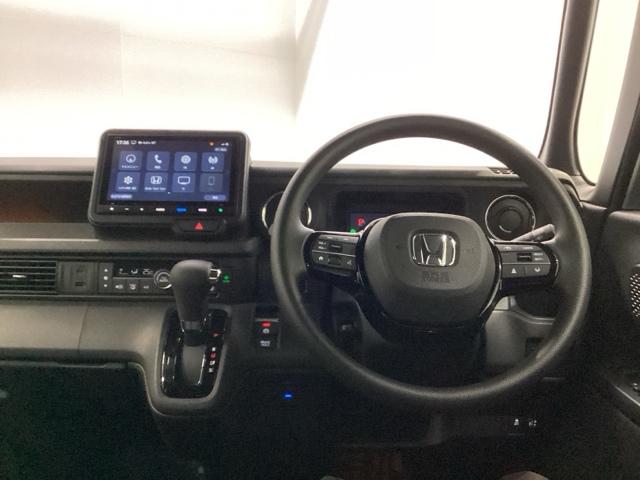 N-BOXカスタム ベースグレード HondaCONNECT対応純正メモリーナビ ドラレコ Pソナー ナビテレビ レーダーブレーキサポート ETC装備 地デジ対応 サイドエアバック Sヒータ スマートキー&プッシュスタート 横滑り防止(3枚目)
