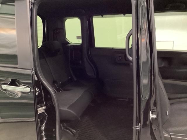 N-BOXカスタム ベースグレード HondaCONNECT対応純正メモリーナビ ドラレコ Pソナー ナビテレビ レーダーブレーキサポート ETC装備 地デジ対応 サイドエアバック Sヒータ スマートキー&プッシュスタート 横滑り防止(20枚目)