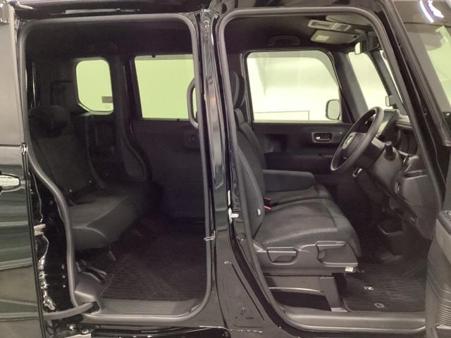 N-BOXカスタム ベースグレード HondaCONNECT対応純正メモリーナビ ドラレコ Pソナー ナビテレビ レーダーブレーキサポート ETC装備 地デジ対応 サイドエアバック Sヒータ スマートキー&プッシュスタート 横滑り防止(30枚目)