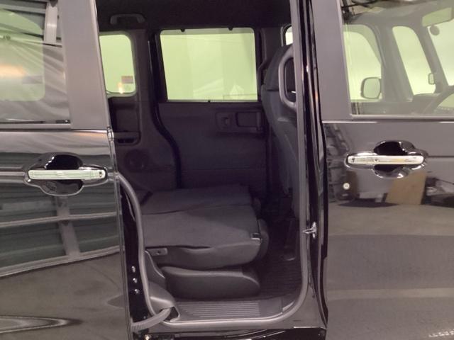 N-BOXカスタム ベースグレード HondaCONNECT対応純正メモリーナビ ドラレコ Pソナー ナビテレビ レーダーブレーキサポート ETC装備 地デジ対応 サイドエアバック Sヒータ スマートキー&プッシュスタート 横滑り防止(35枚目)