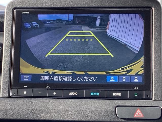 �֗��ȂR�r���[�؂�ւ��A�K�C�h���\���t���̃o�b�N�J�����ł��B��ގ��A����̎��E���T�|�[�g���܂�