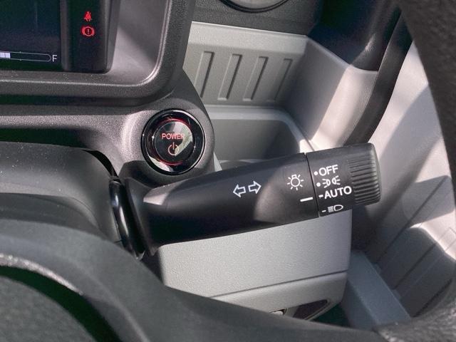 �y�I�[�g���C�g�i�`�t�s�n�j�z�O�̖��邳���V�X�e�������m���āA�����Ńw�b�h���C�g���_�����܂��I�w�b�h���C�g�����Y���h���֗��@�\�ł�