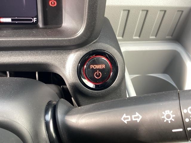 �Ԃ��ۂ��{�^���������āA�G���W���X�^�[�g���\�ȃv�b�V���G���W���X�^�[�g�V�X�e���ł��I��x��������炱�̑������K���i�ɂȂ��Ă��܂��܂��B