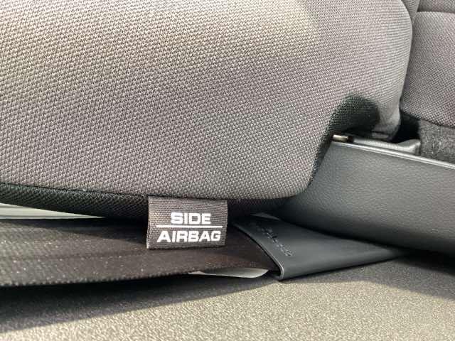 �y�T�C�h�G�A�o�b�N�z���ʂ���̏Փ˂ɂ�������G�A�o�b�O�𑕔��B���S�������܂�܂��B