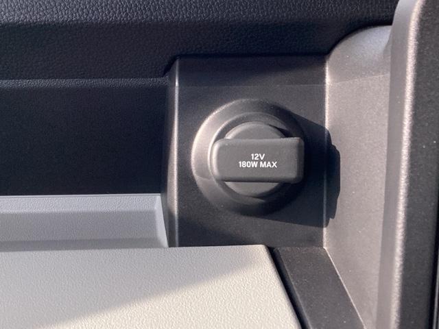 �y�A�N�Z�T���[�\�P�b�g�i�d���\�P�b�g�j�z�d������P�[�u�����Ȃ��΁A�X�}�[�g�t�H���Ȃǂ̓d�q�@��̏[�d�Ȃǂ��s�����Ƃ��ł��܂��I�Q�[���@���A�J�����̏[�d�ɂ��֗��ł��ˁB